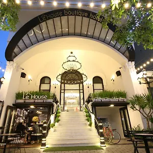Le House Boutique - 100m To The *** Đà Nẵng